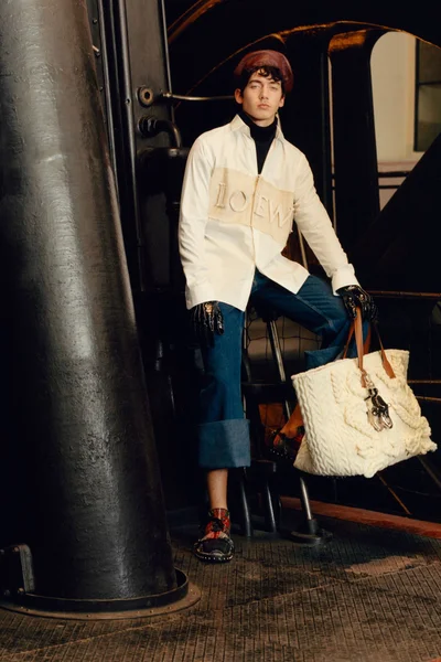 Look 23